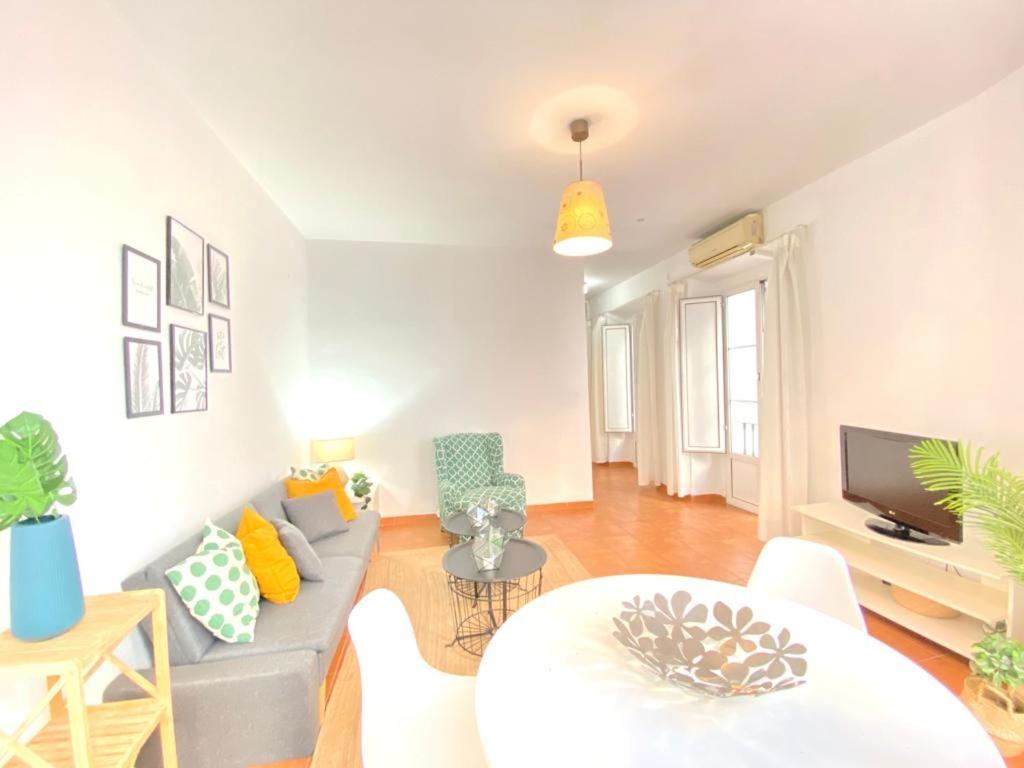 Superb Apartment In Downtown Of Sevilla ,Parking Optional, Top !! מראה חיצוני תמונה