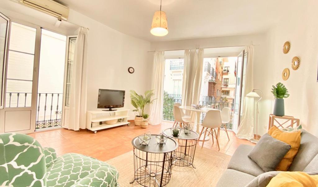 Superb Apartment In Downtown Of Sevilla ,Parking Optional, Top !! מראה חיצוני תמונה